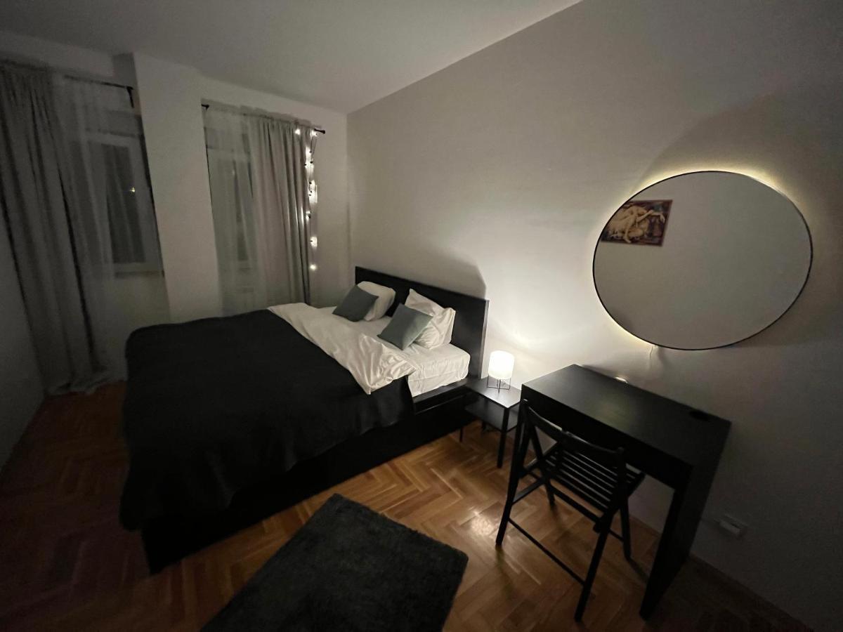 Apartment Ana - City Center Belgrád Kültér fotó